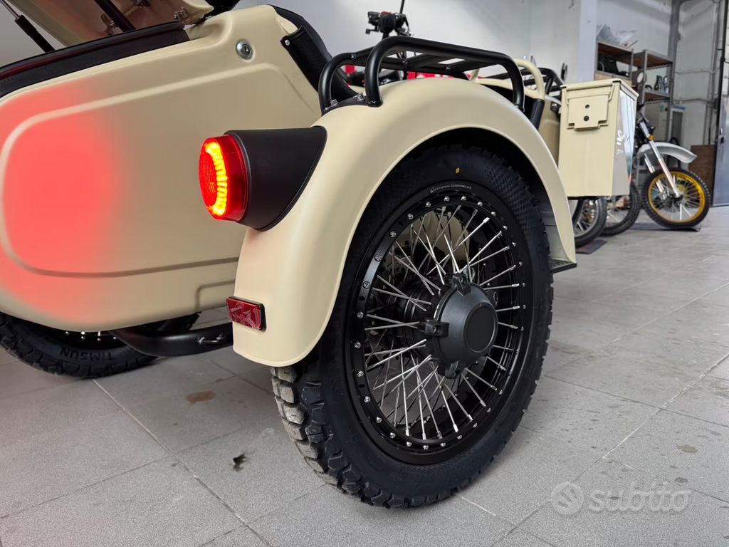 SWM SIDECAR URBAN 525