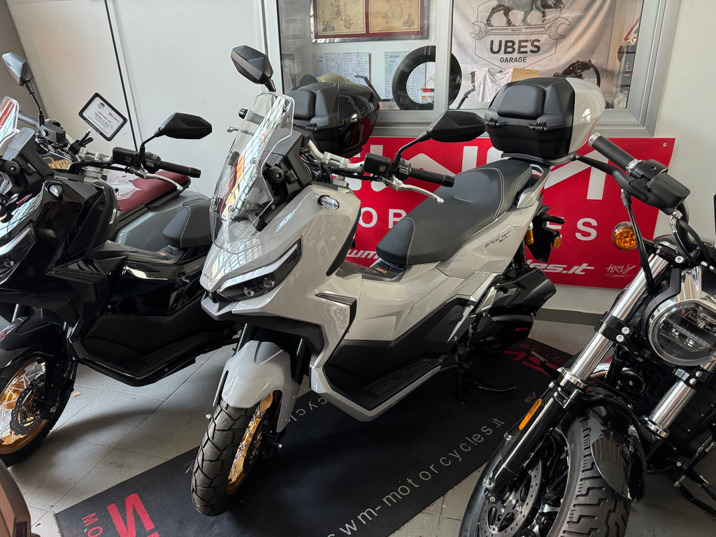 SWM VENTURO 125 ADV 2027 - GRIGIO